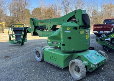 2014 JLG E400AJPN