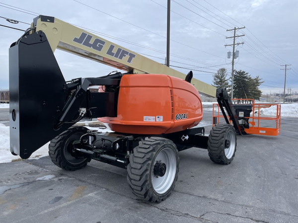 2015 JLG 600AJ