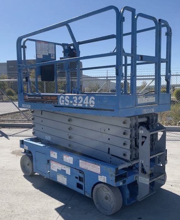 2015 Genie GS-3246