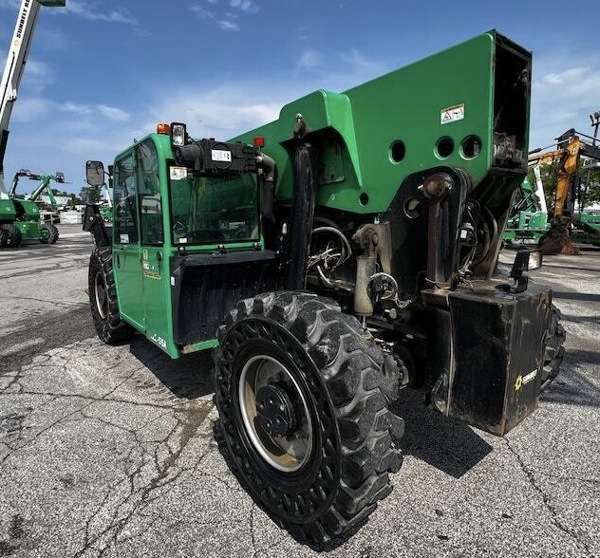 2015 JLG G12-55A