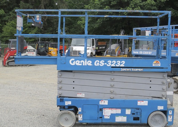 2016 Genie GS-3232