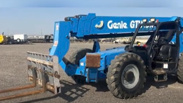 2014 Genie GTH-1056