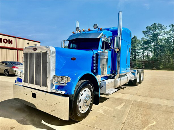 2003 Peterbilt 379