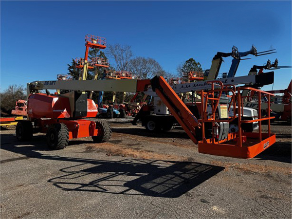 2008 JLG 800AJ