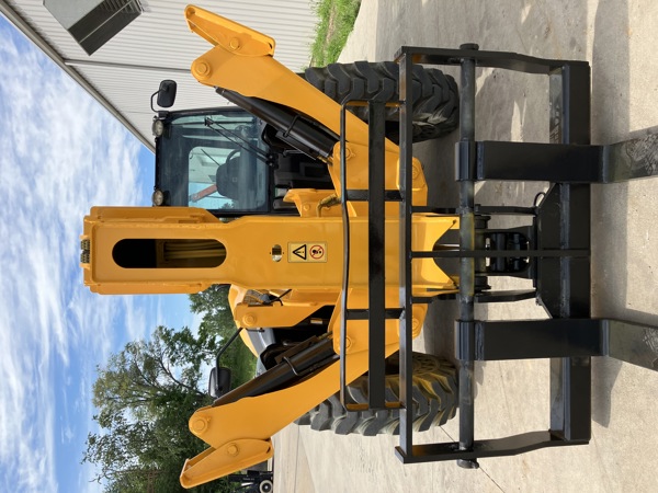 2017 JCB 510-56