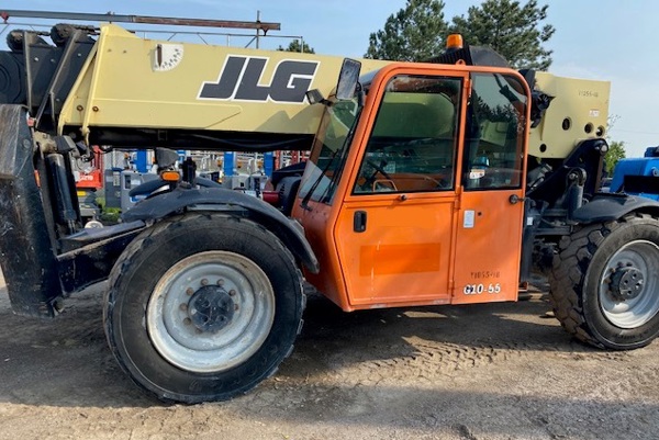 2014 JLG 1055