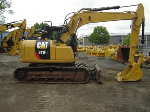 2018 CAT 311F-L-RR