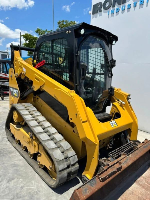 2017 CAT 259D