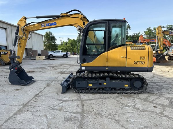 2021 XCMG XE75U