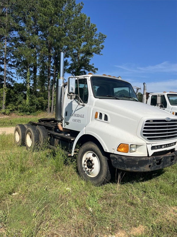 2004 Sterling L9500