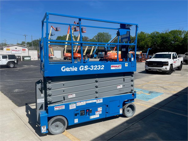 2015 Genie GS-3232