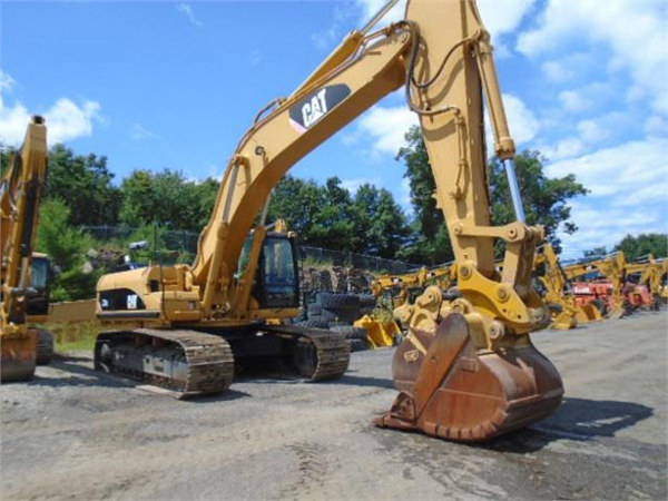 2007 CAT 330D