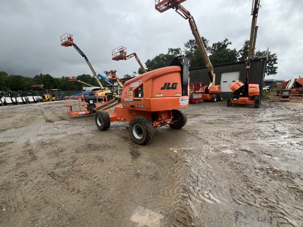 2016 JLG 400S