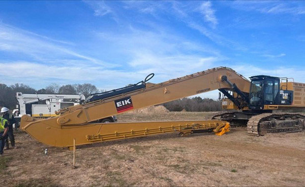 2020 CAT 390F L