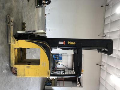 2012 Yale NR045EA