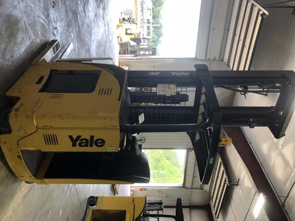 2009 Yale NR045EA