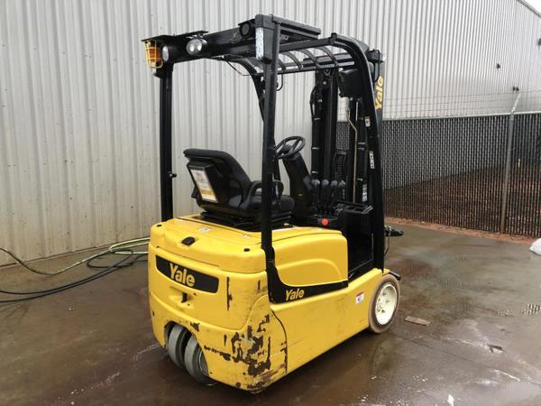 2016 Yale ERP030VT