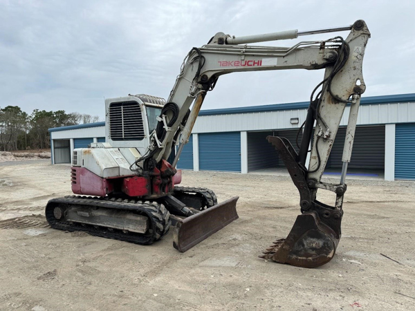 2010 Takeuchi TB180FR