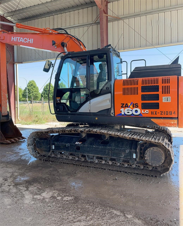 2021 Hitachi ZX160LC-6