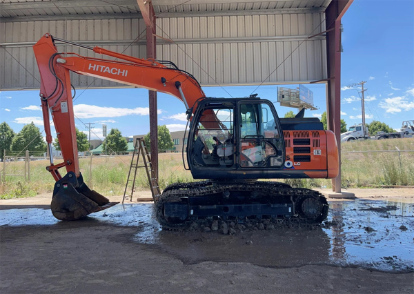 2021 Hitachi ZX160LC-6