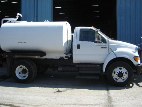 2006 Ford F650