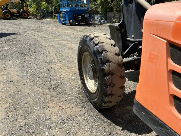 2013 JLG G9-43A