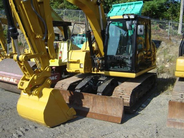 2018 CAT 311FL