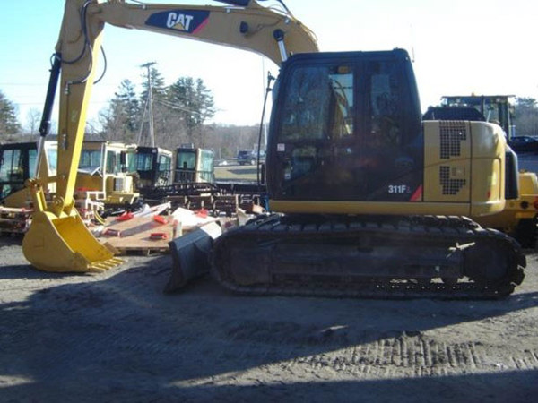 2016 CAT 311FL