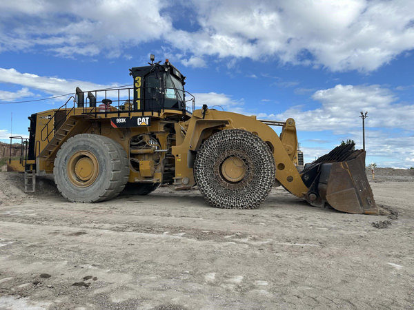 2015 CAT 993K