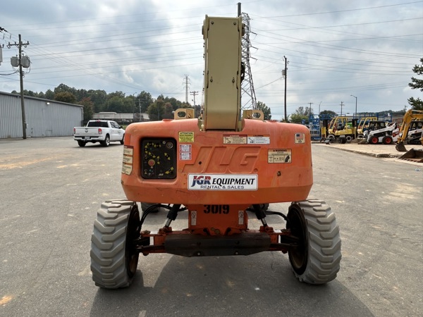 2014 JLG M600JP