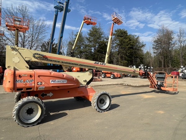 2014 JLG M600JP