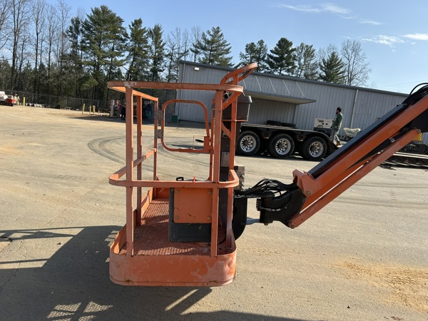 2014 JLG M600JP