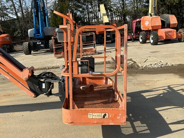 2014 JLG M600JP