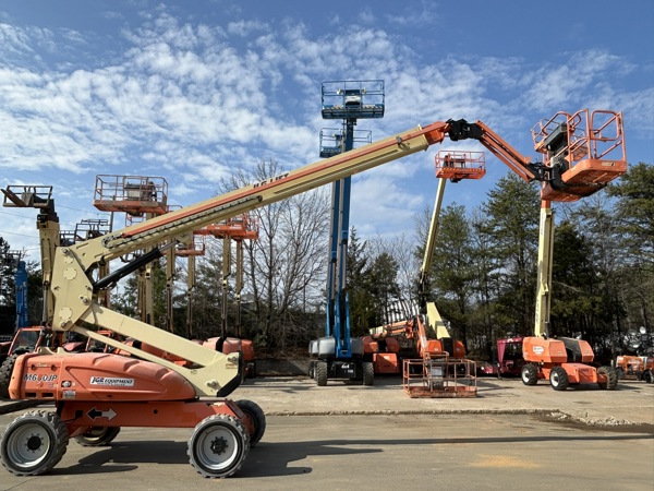 2014 JLG M600JP