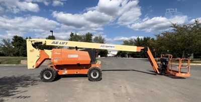 2006 JLG 800AJ