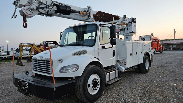 2015 Freightliner M2