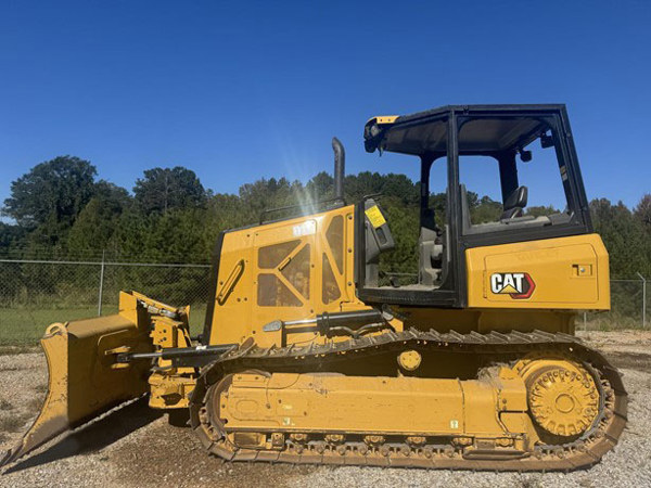 2021 CAT D1