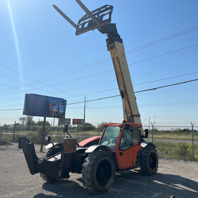 2017 JLG 1255