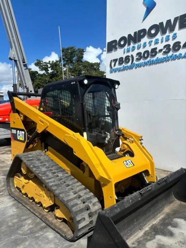 2015 CAT 289D3