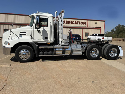 2008 Mack CXU613