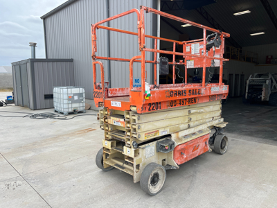 2015 JLG 3246ES