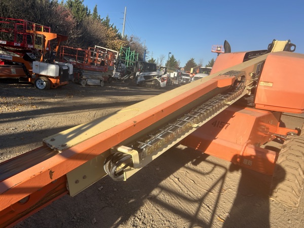 2016 JLG 400S