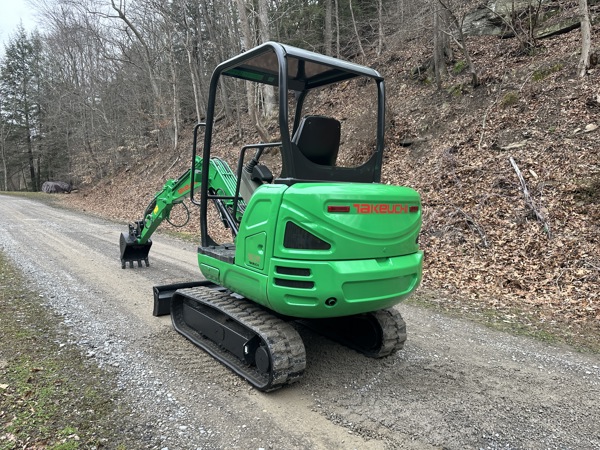 2017 Takeuchi TB230