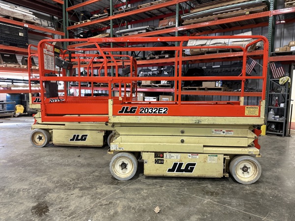 2000 JLG 2032ES