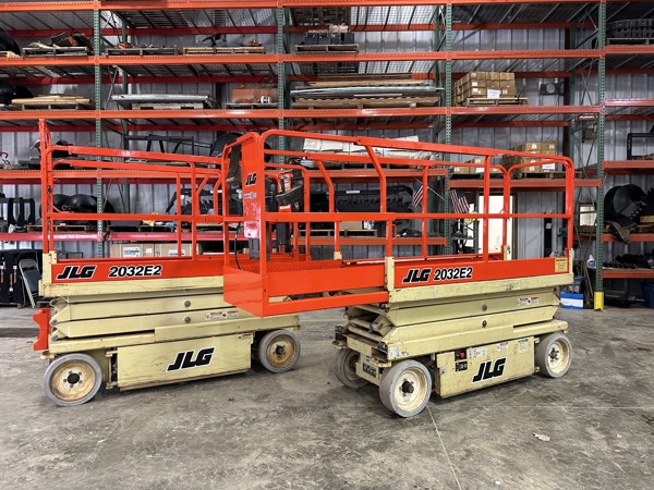 2000 JLG 2032ES