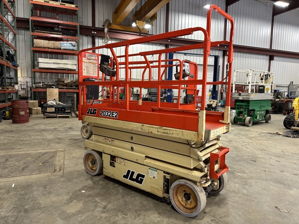 2000 JLG 2032ES