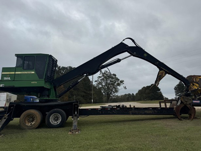 2015 John Deere 437D