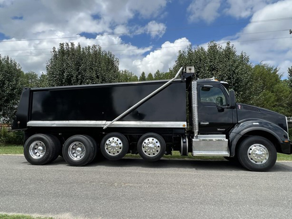 2017 Kenworth T880