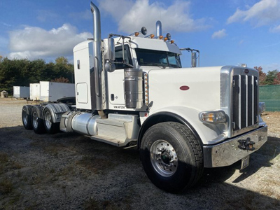 2020 Peterbilt 389