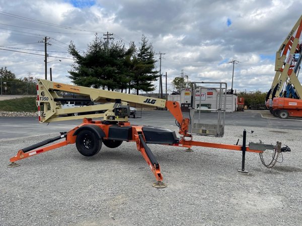 2013 JLG T350